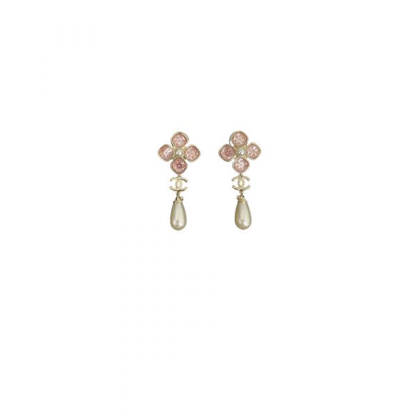 CHANEL PEARL EARRINGS