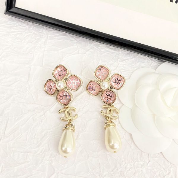 CHANEL PEARL EARRINGS