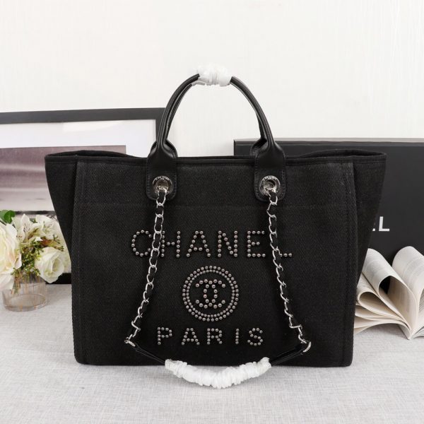 CHANEL MEDIUM DEAUVILLE TOTE
