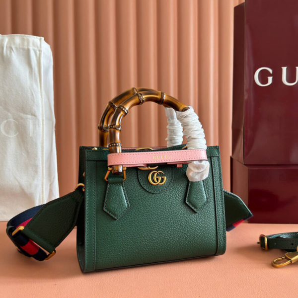 Gucci New Diana small tote bag(HIGH-END GRADE)