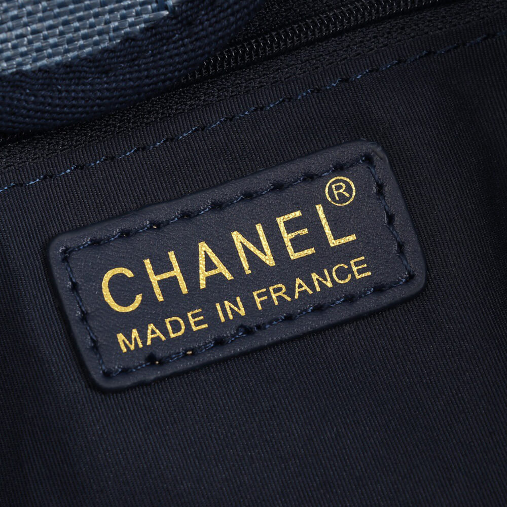 CHANEL Woven Straw Raffia Striped Medium Deauville Tote CHANEL Woven Straw Raffia Striped Medium Deauville Tote