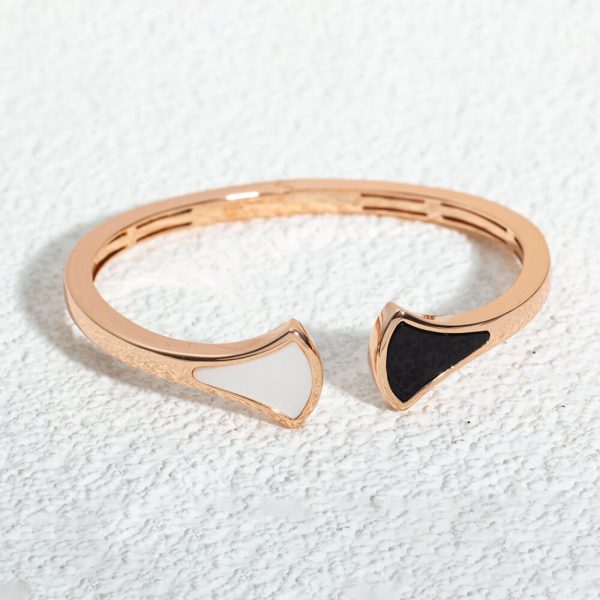 BVLGARI Divas??Dream Bracelet