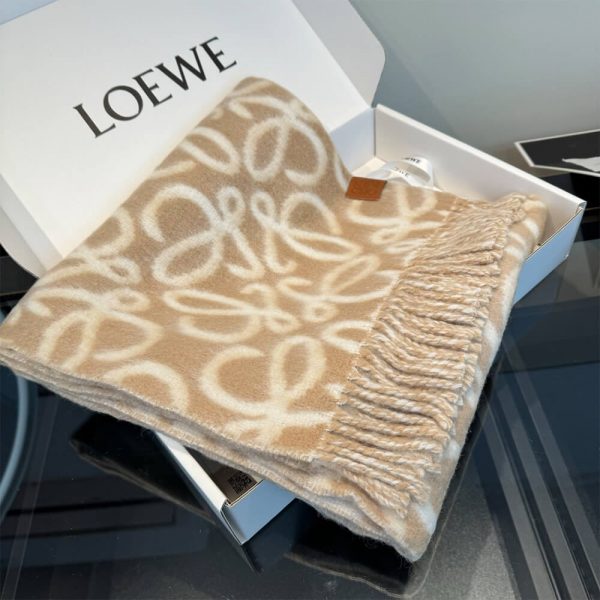 LOEWE Anagram scarf