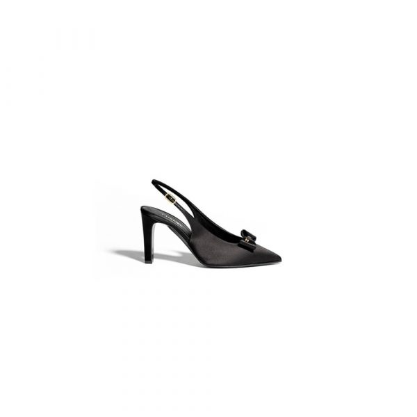 CHANEL Slingbacks