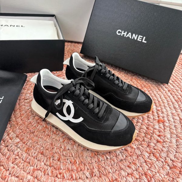 CHANEL Sneakers