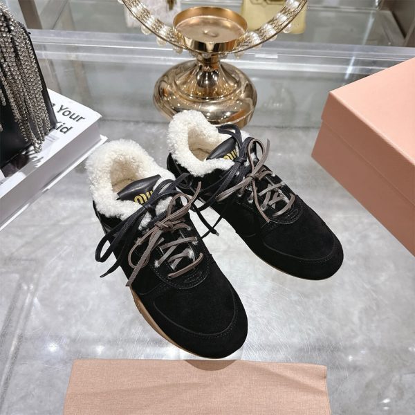 MIUMIU Sneakers