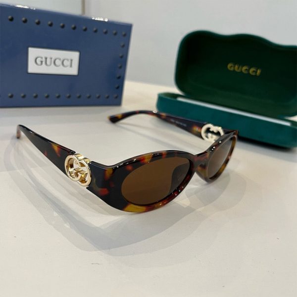 GUCCI SUNGLASSES