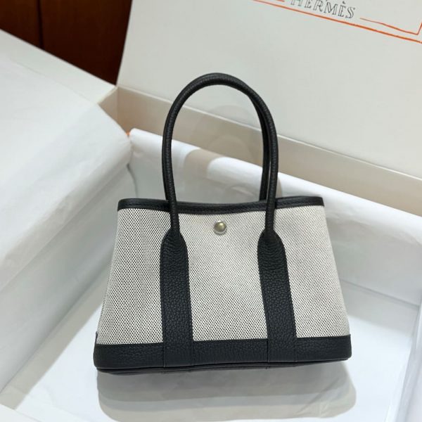 Hermes Neo Garden 23 bag