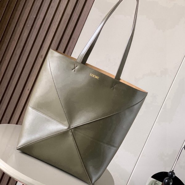 LOEWE Medium Puzzle Fold tote in shiny calfskin(HIGH-END GRADE)