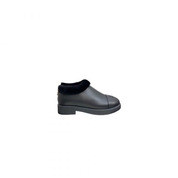 CHANEL Mules