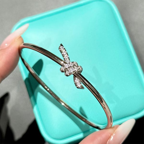 Tiffany Knot Wire Bangle