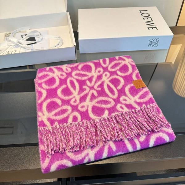 LOEWE Anagram scarf