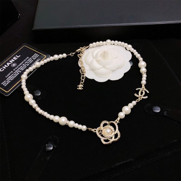 CHANEL PEARL NECKLACE