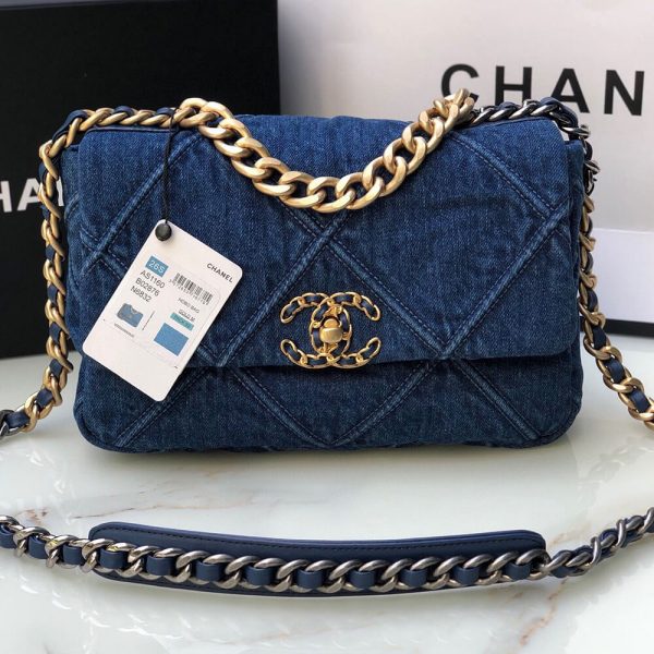 CHANEL 19 Handbag