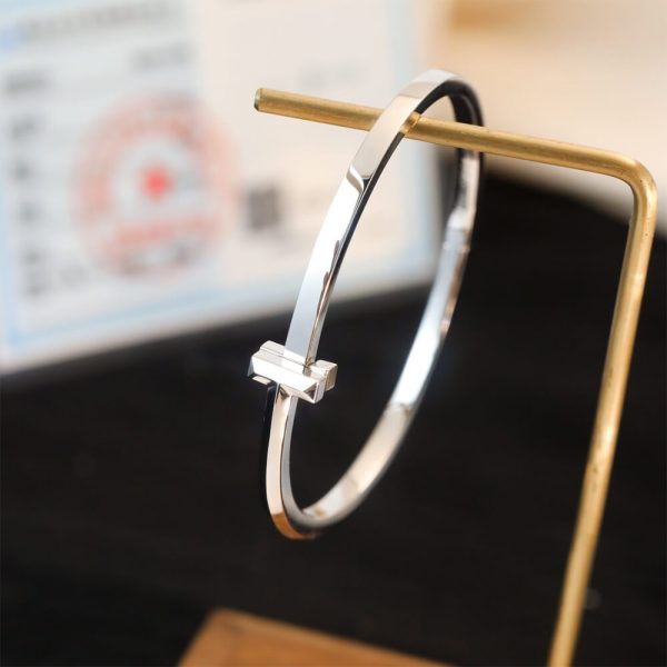 Tiffany T T1 Narrow Hinged Bangle