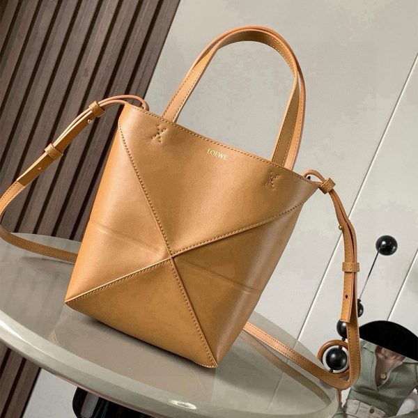 LOEWE Mini Puzzle Fold tote in shiny calfskin(HIGH-END GRADE)