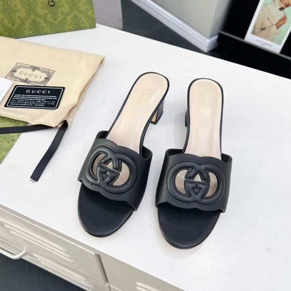 GUCCI Women’s Interlocking G slide sandal