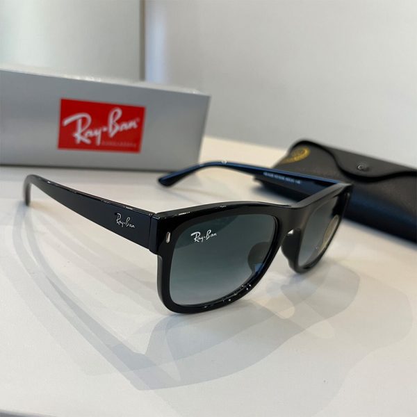 RAY-BAN SUNGLASSES