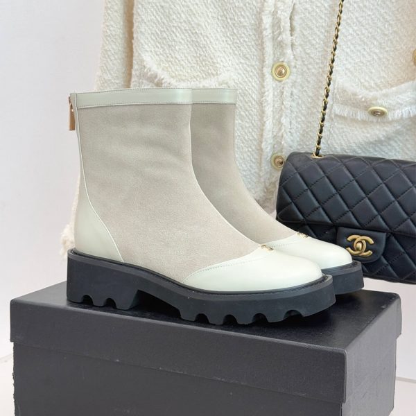 CHANEL Boots