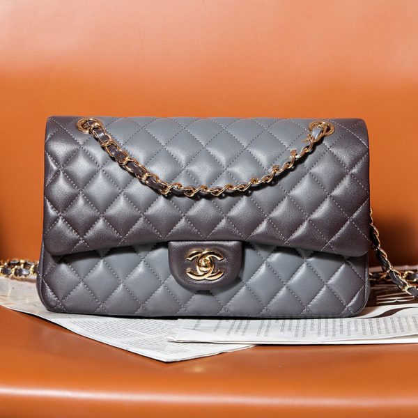 CHANEL CLASSIC 11.12 HANDBAG(high-end grade)