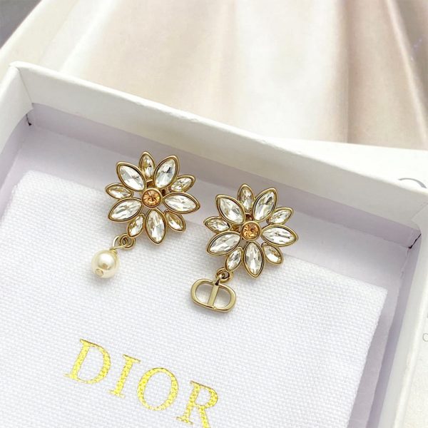 DIOR Fleur de Glace earrings