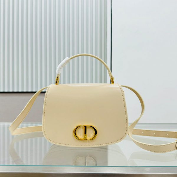 Medium 30 Montaigne Avenue Top Handle Bag
