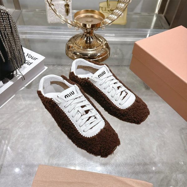MIUMIU Sneakers