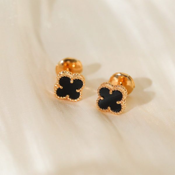 Van Cleef & Aepels Earrings