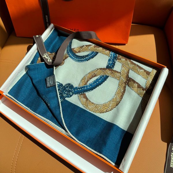 HERMES Palefroi shawl 140