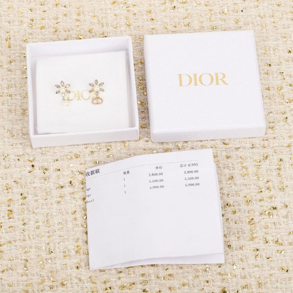 DIOR PEARL EARRINGS