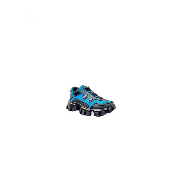 Thick-soled sneakers