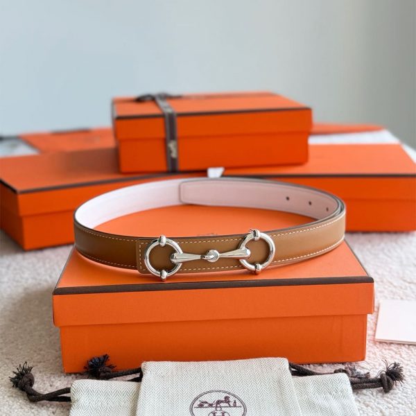 HERMES Lady Rider belt buckle & Reversible leather strap 24 mm