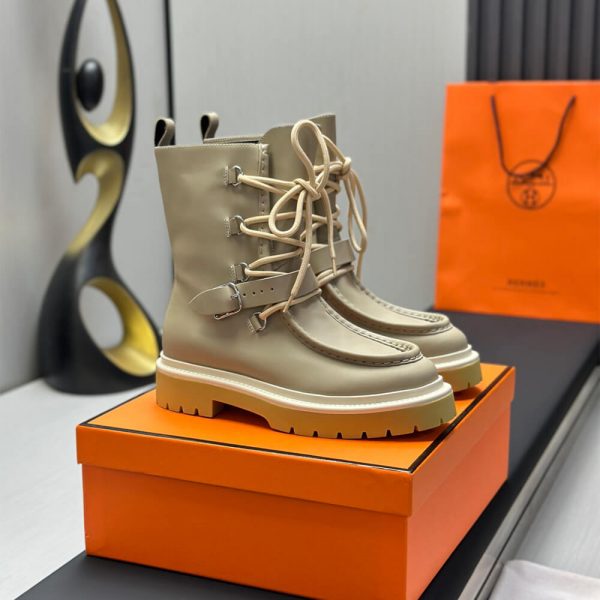 HERMES Land ankle boot