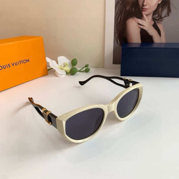 LV SUNGLASSES