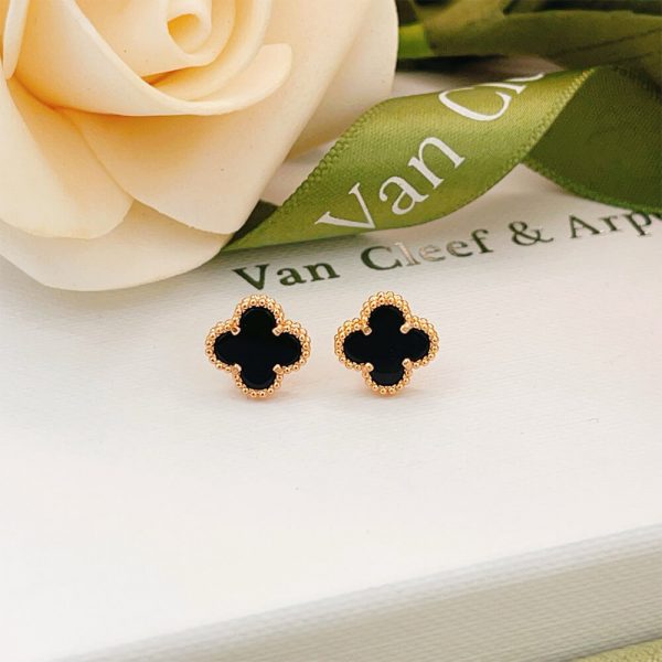 VCA Alhambra Earrings