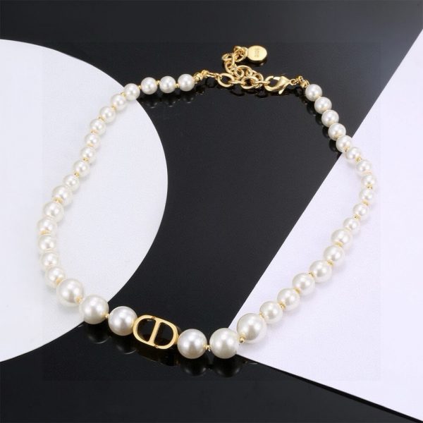 DIOR PEARL Necklace
