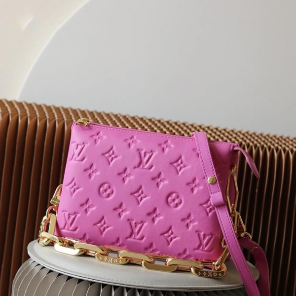 LV Coussin BB