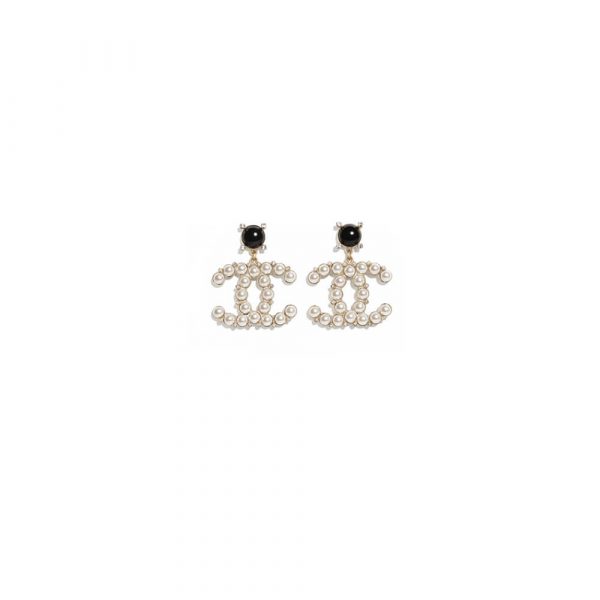 CHANEL PEARL EARRINGS