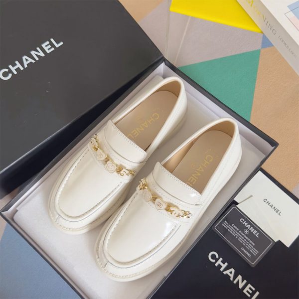 CHANEL WOMEN LOAFER