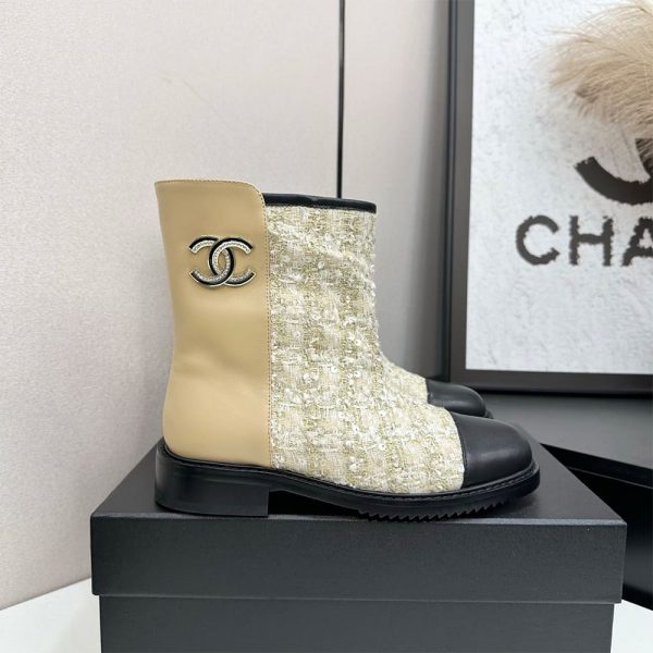 CHANEL Boots