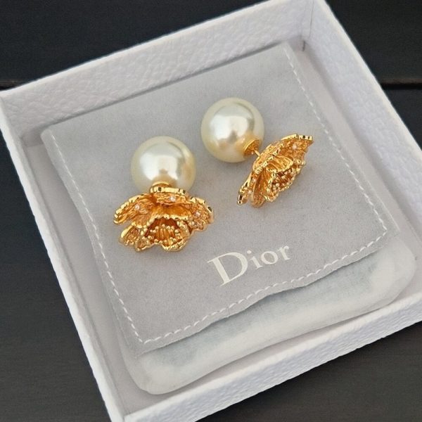 DIOR EARRINGS