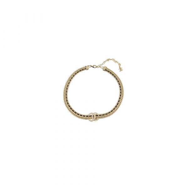 CHANEL NECKLACE