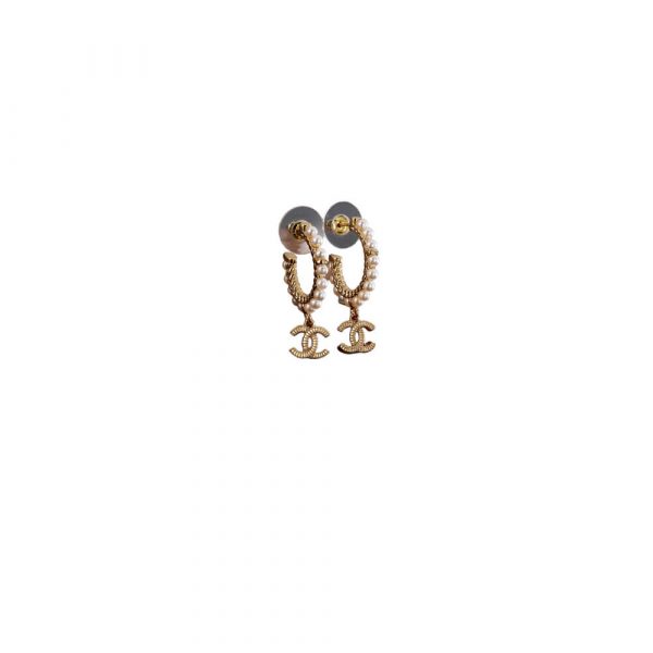 CHANEL PEARL EARRINGS