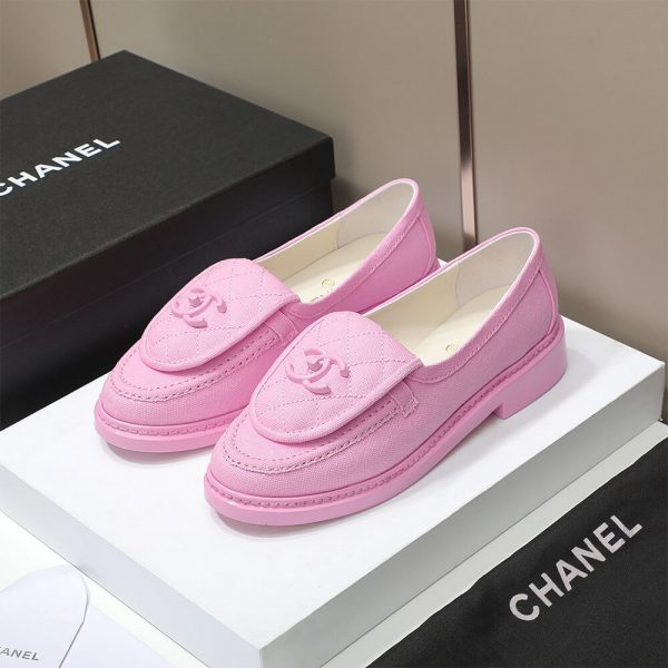CHANEL LOAFER