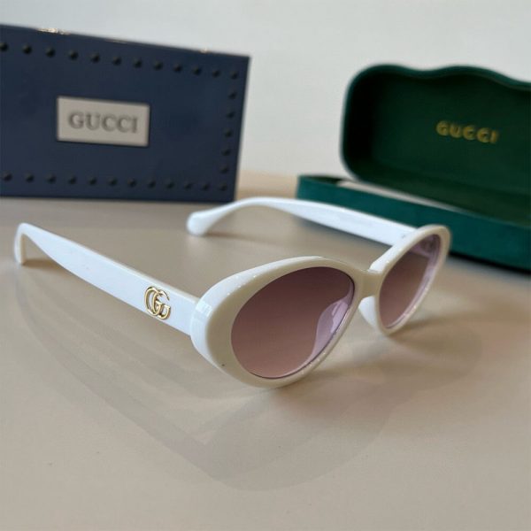 GUCCI SUNGLASSES
