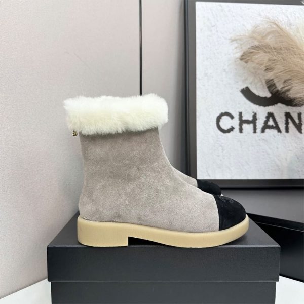 CHANEL Boots