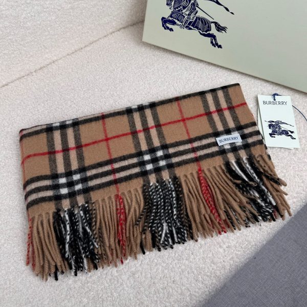BURBERRY Check Cashmere Scarf