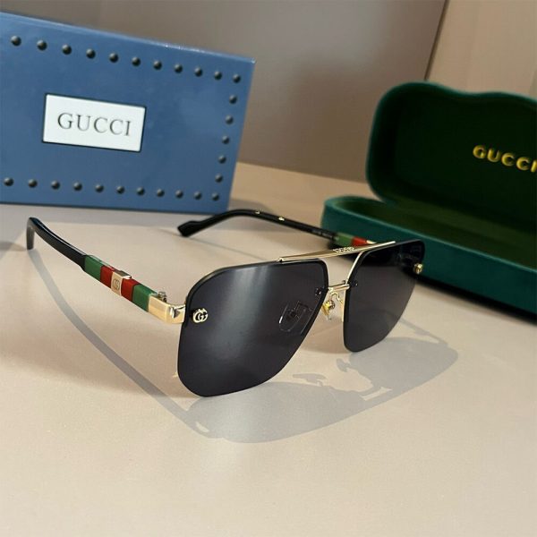 GUCCI SUNGLASSES
