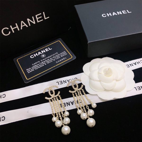 CHANEL PEARL EARRINGS