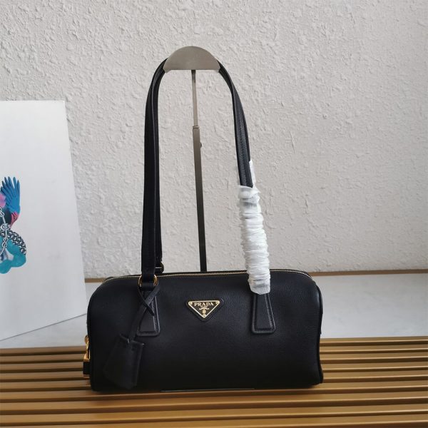 Prada Medium leather top-handle bag with padlock(high-end grade)